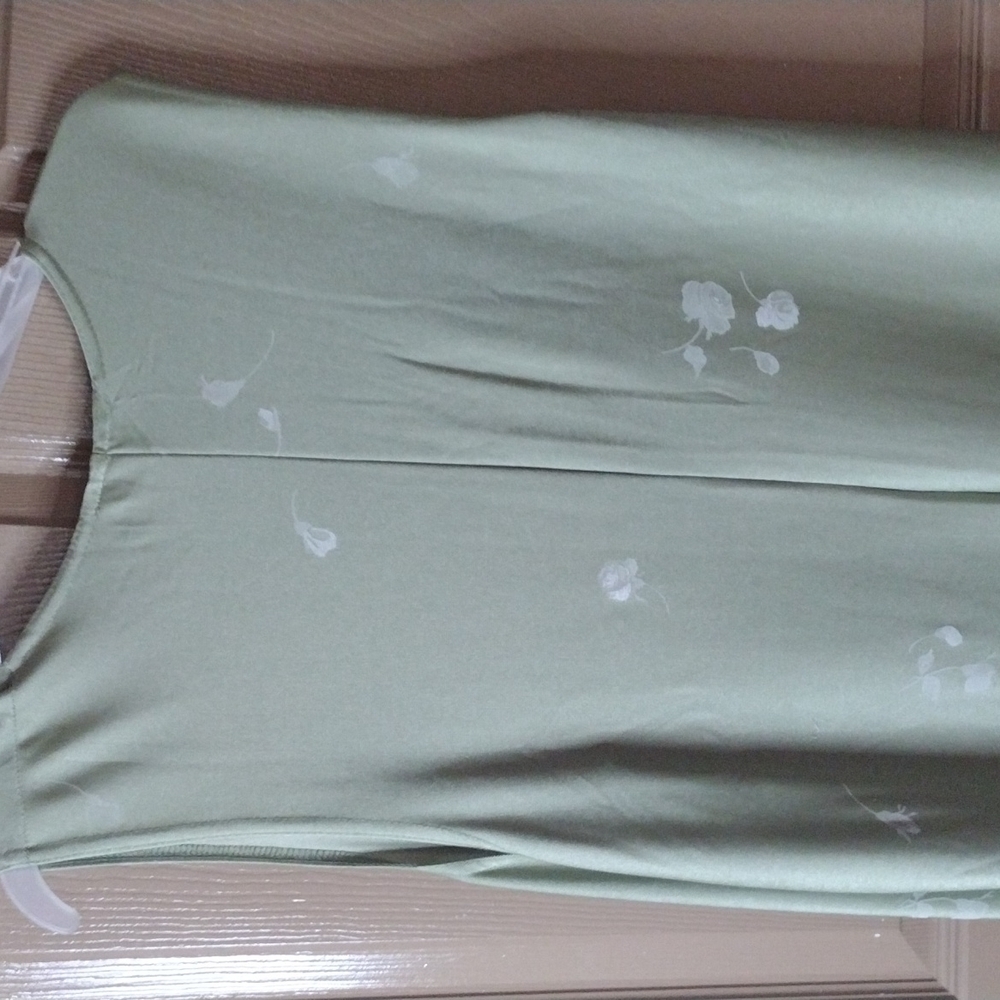4@30.00 or 20.00 NWT Plus Size Dress by NICOLE STUDIO - Picture 3 of 16